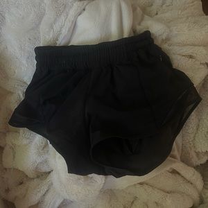 Lululemon  black hotty hot shorts